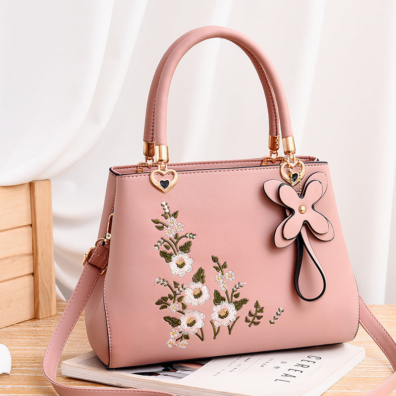 New Fashion Embroidered Large Capacity Diagonal Shoulder Bag