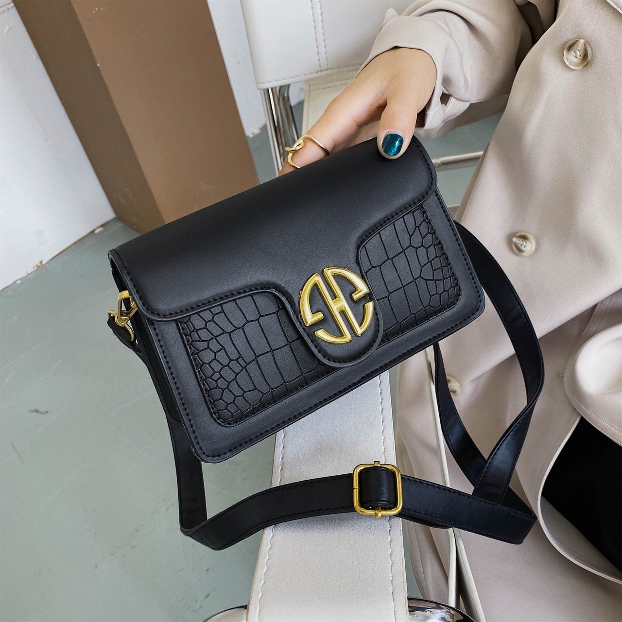 New Versatile Shoulder Bag PU Messenger Bag