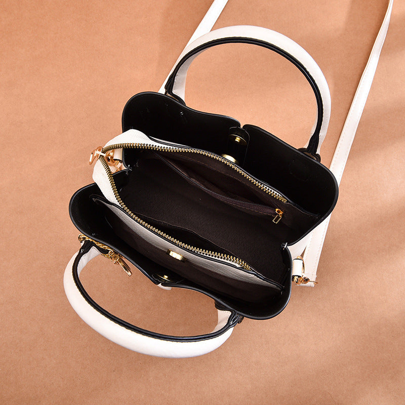 New Fashion Handbag Retro Large Capacity Shoulder Bag